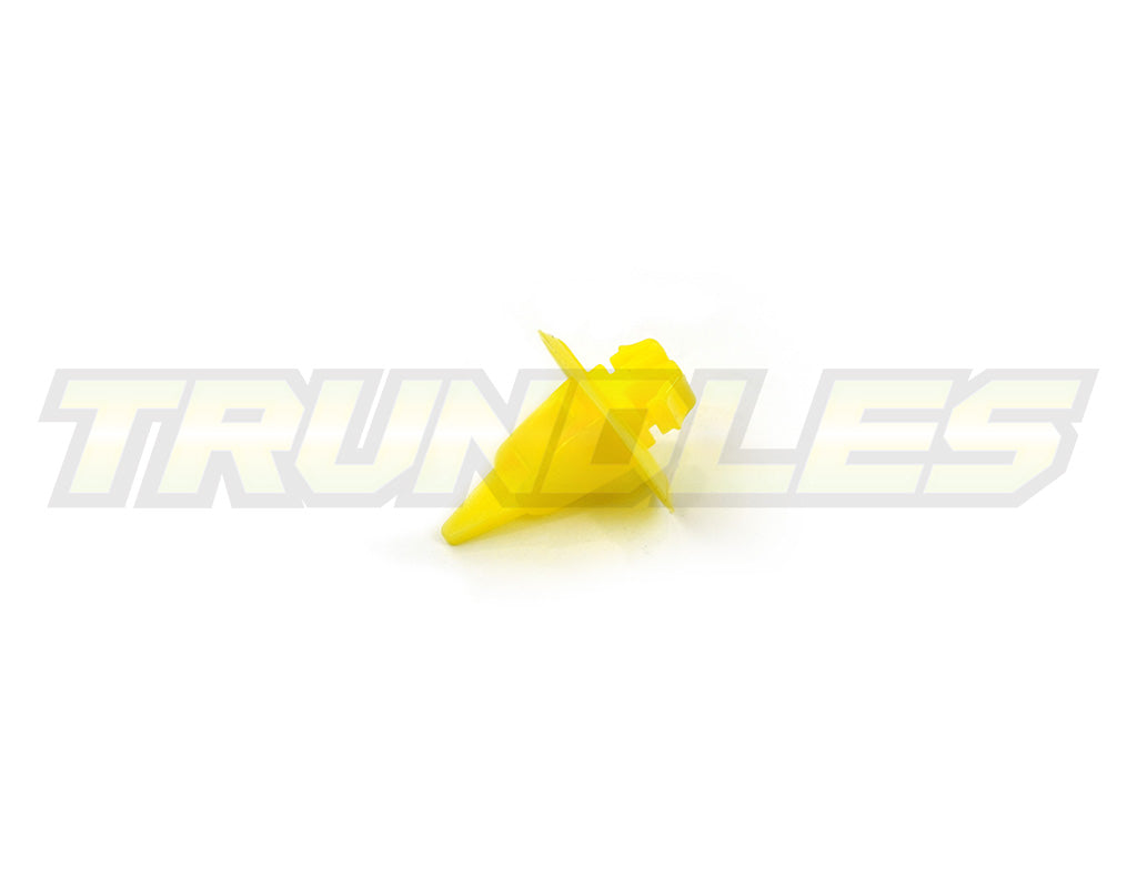 Genuine Flare / Rear Bumper Clip to suit Toyota 90 Series
