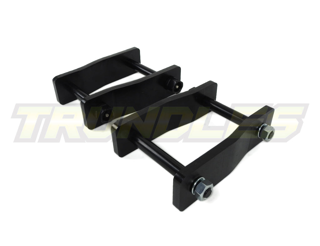 Trundles 25mm Lift Extended Rear Shackle Kit to suit Mitsubishi L300 1986-1994