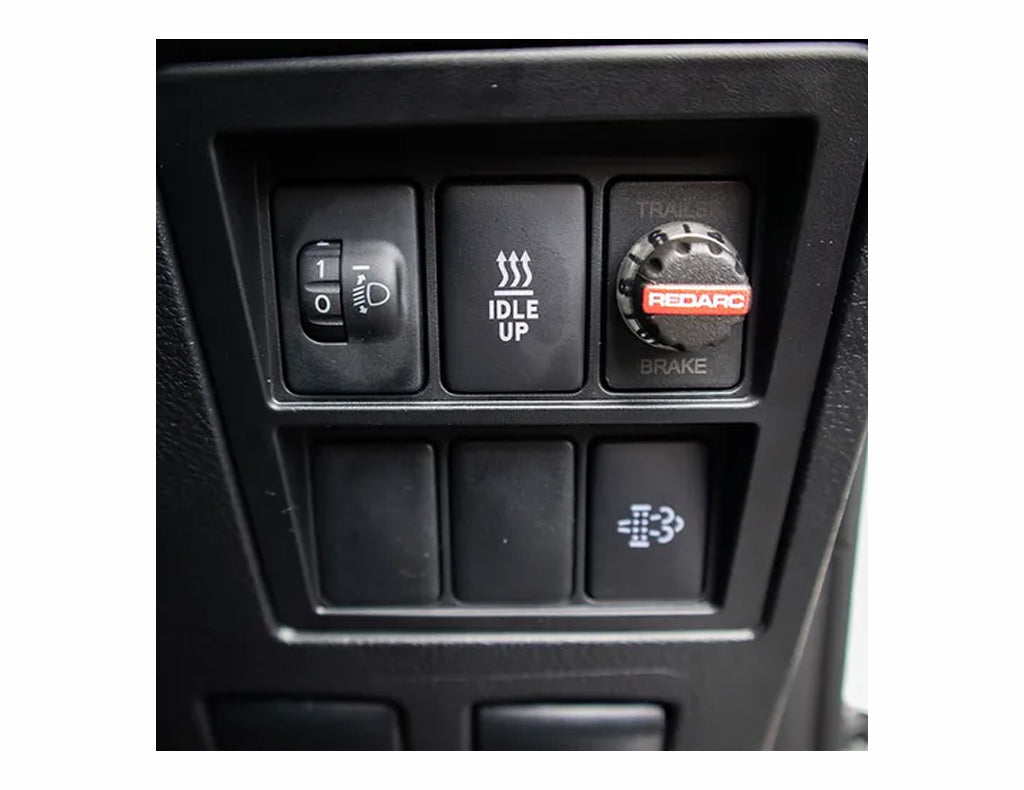 Gear Electric Switch Panel Tow-Pro Switch Insert to suit Toyota Landcruiser 200 Series 2007-2022