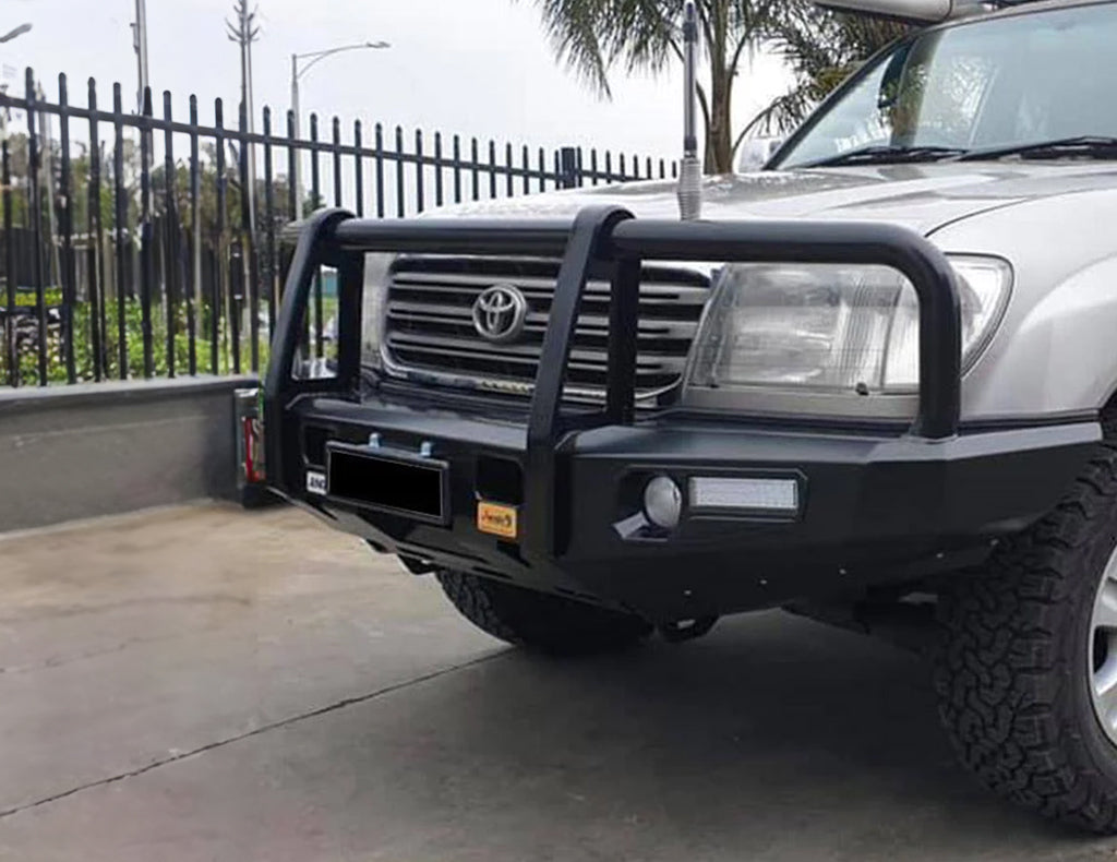 Jungle 4x4 Bull Bar to suit Toyota Landcruiser 100 Series 1998-2007