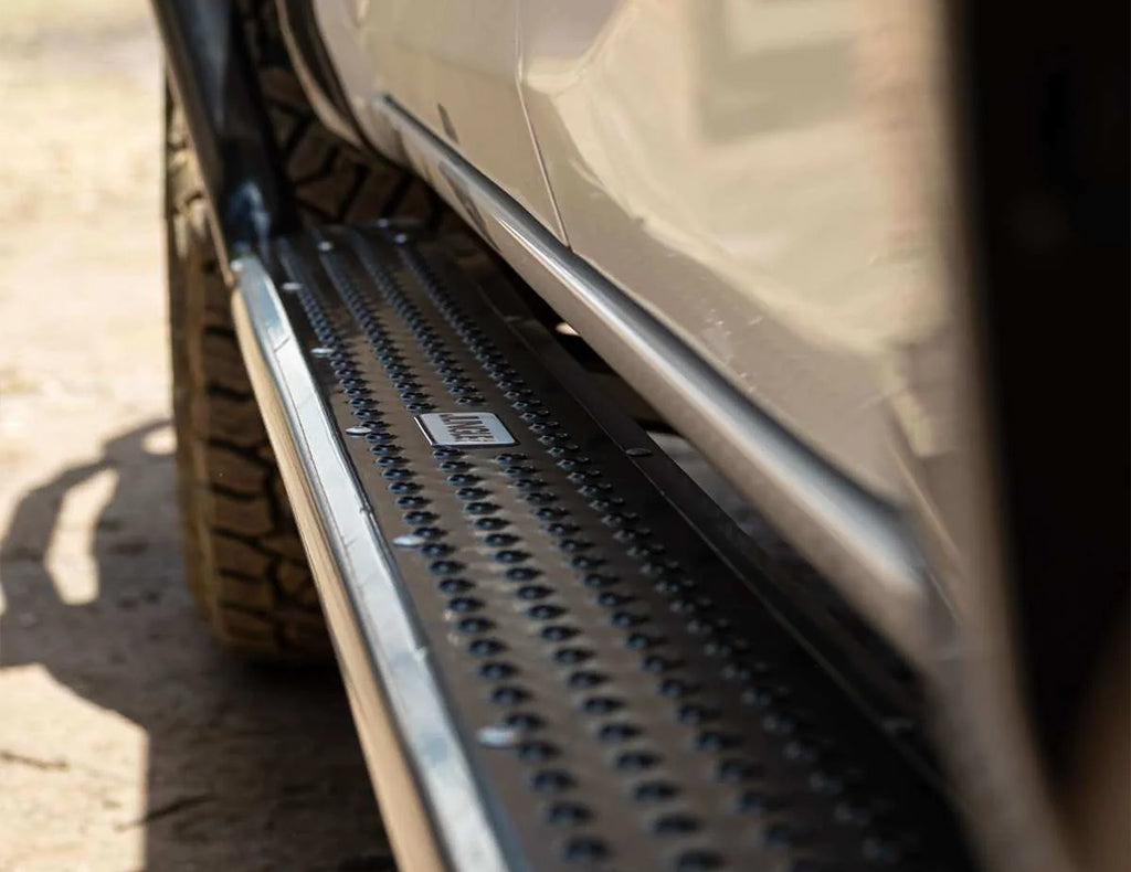 Jungle 4x4 Side Steps to suit Isuzu D-Max / Mazda BT-50 2020-Onwards