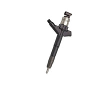 Genuine Injector to suit Toyota Pre DPF 1VD Engines 2007-2012