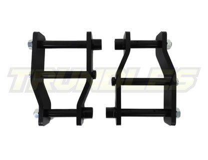 Trundles 25mm Lift Extended Front Shackle Kit to suit Toyota Hilux LN106 1979-1997