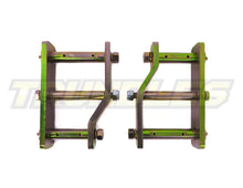 Dobinsons 25mm Lift Extended Rear Shackles to suit Nissan Navara D40 2005-2014