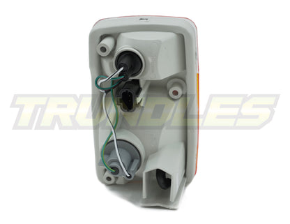 Front Left Corner Light / Indicator to suit Nissan Patrol Y60 Facelift 1995-1998