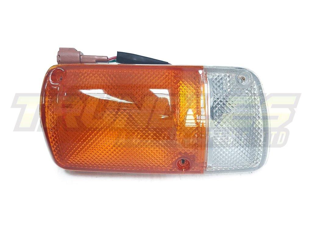 Front Corner Lights / Indicators to suit Nissan Patrol Y60 1987-1998