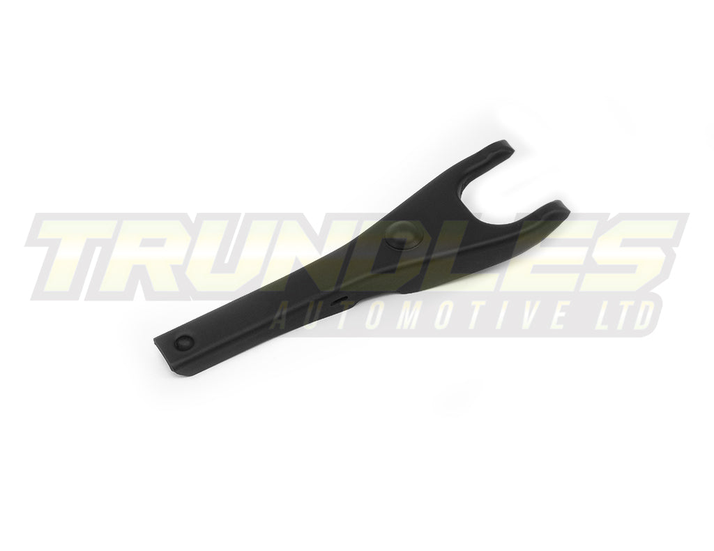 Genuine Clutch Fork to suit Nissan Patrol Y60 1991-1993