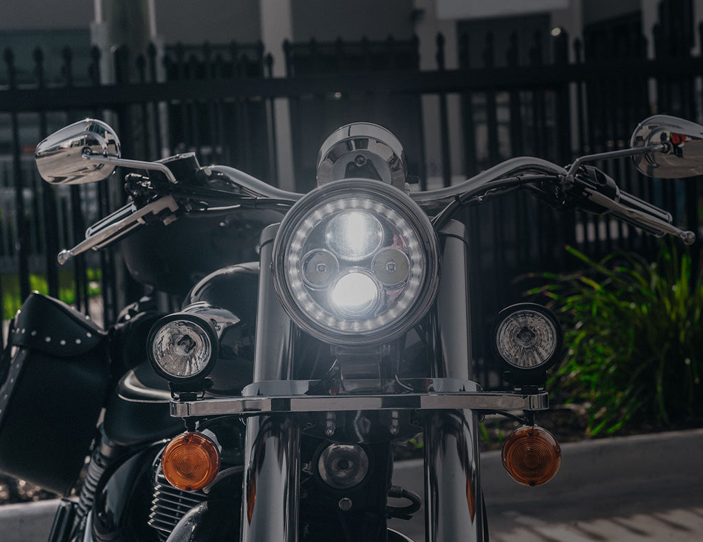 STEDI 7" Halo Iris Chrome LED Headlight (Single)